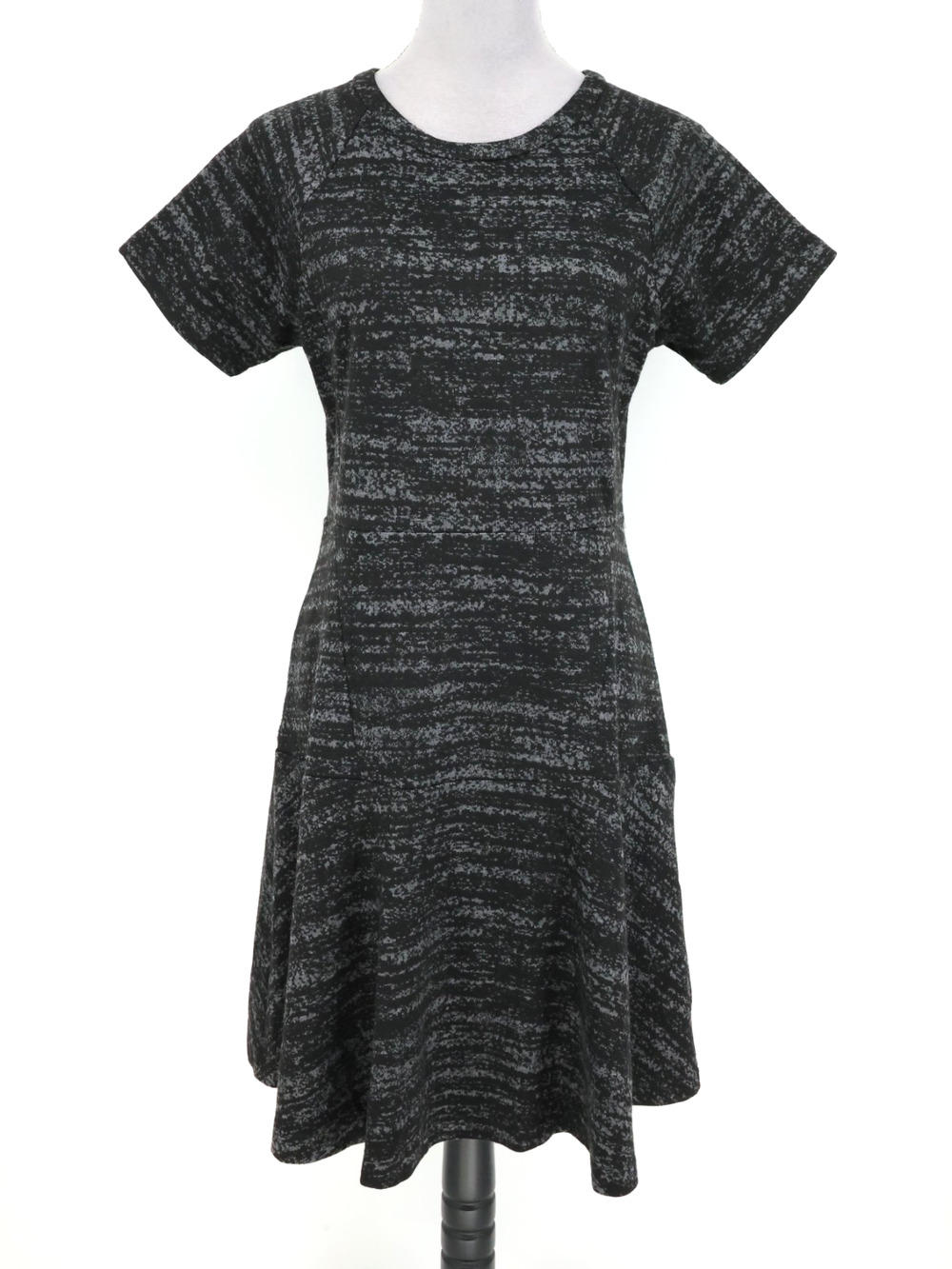 Loft Dress Womens 8 Black Gray Stretch Knit Back Zip Fit n Flare Bias Hem